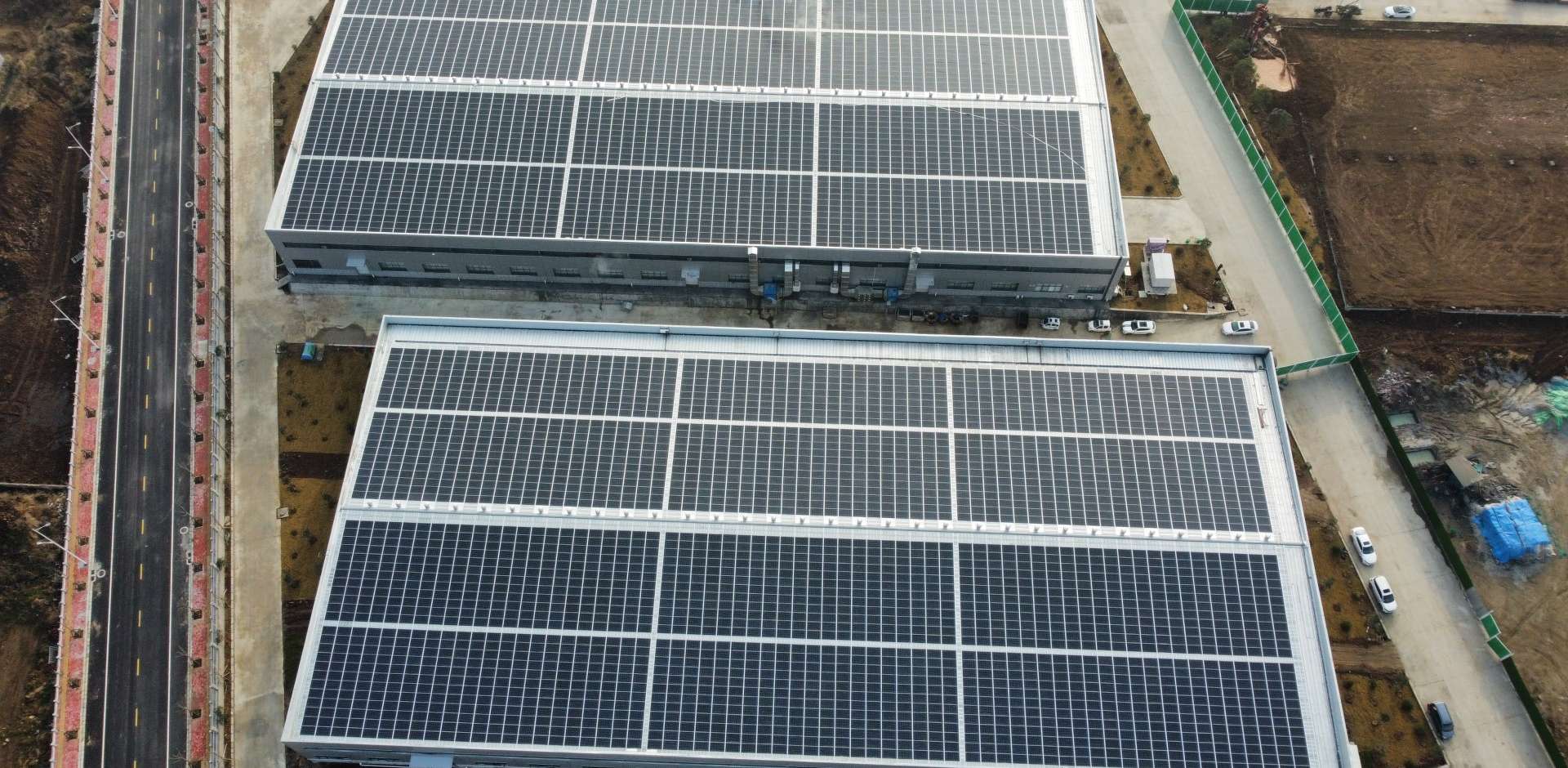 1920-2021年3月，，，，，，，河南唐河县 中部食物城BIPV光伏项目，，，，，，，装机量1.8MW，，，，，，，年发电200万度，，，，，，，知足45%用电需求.jpg